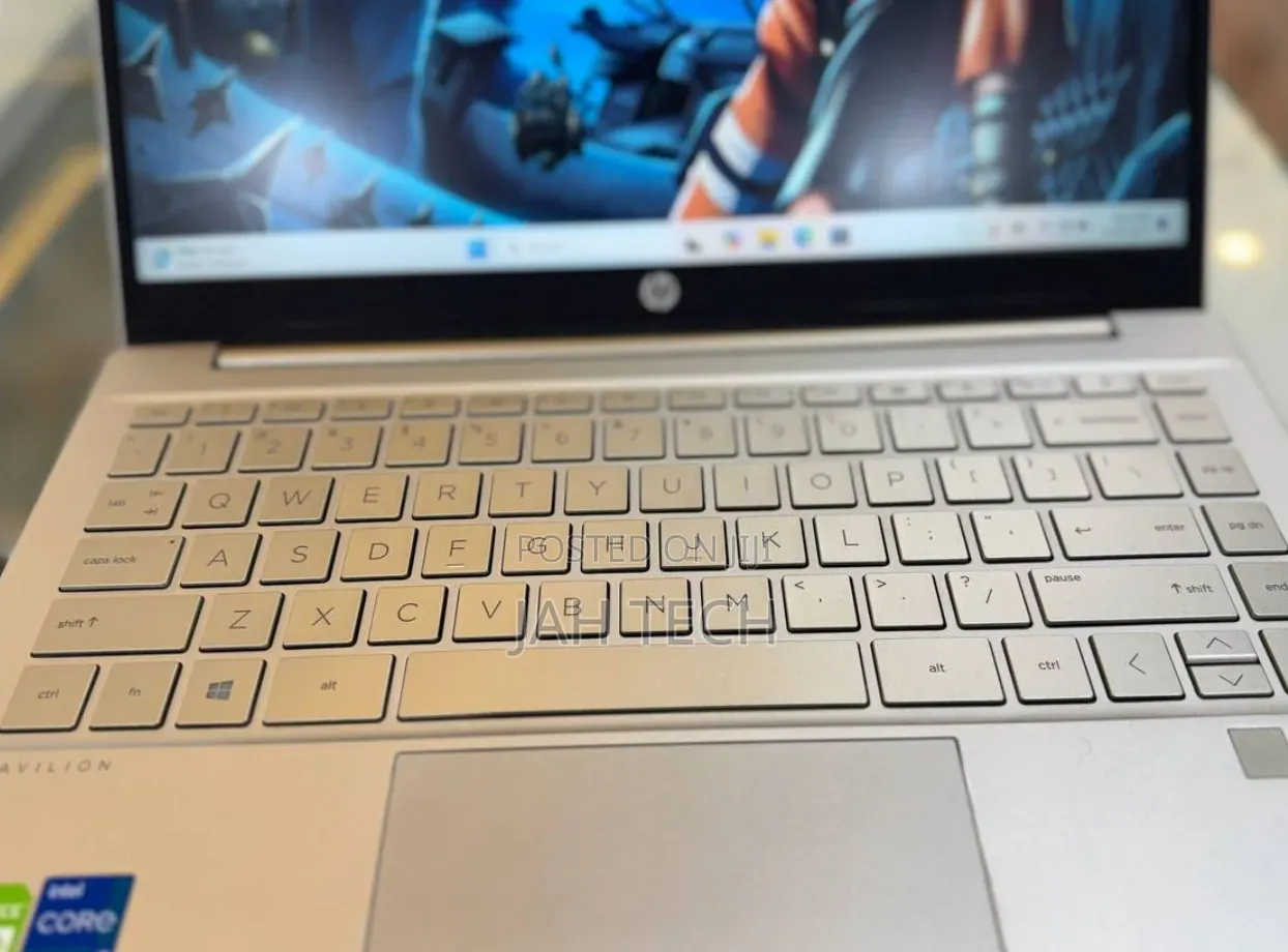 New Laptop HP Pavilion 14 16GB Intel Core i5 SSD 512GB
