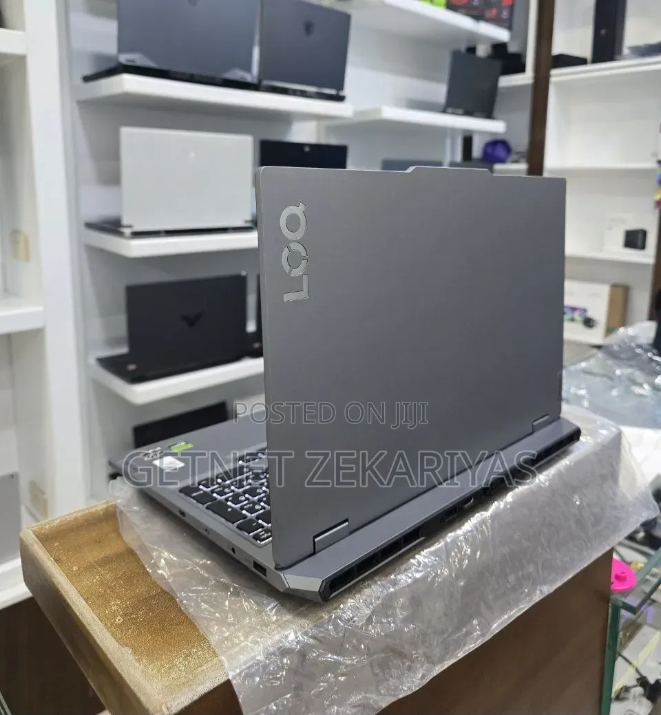 New Laptop Lenovo LOQ 15ARP9 16GB AMD Ryzen 5 SSD 512GB
