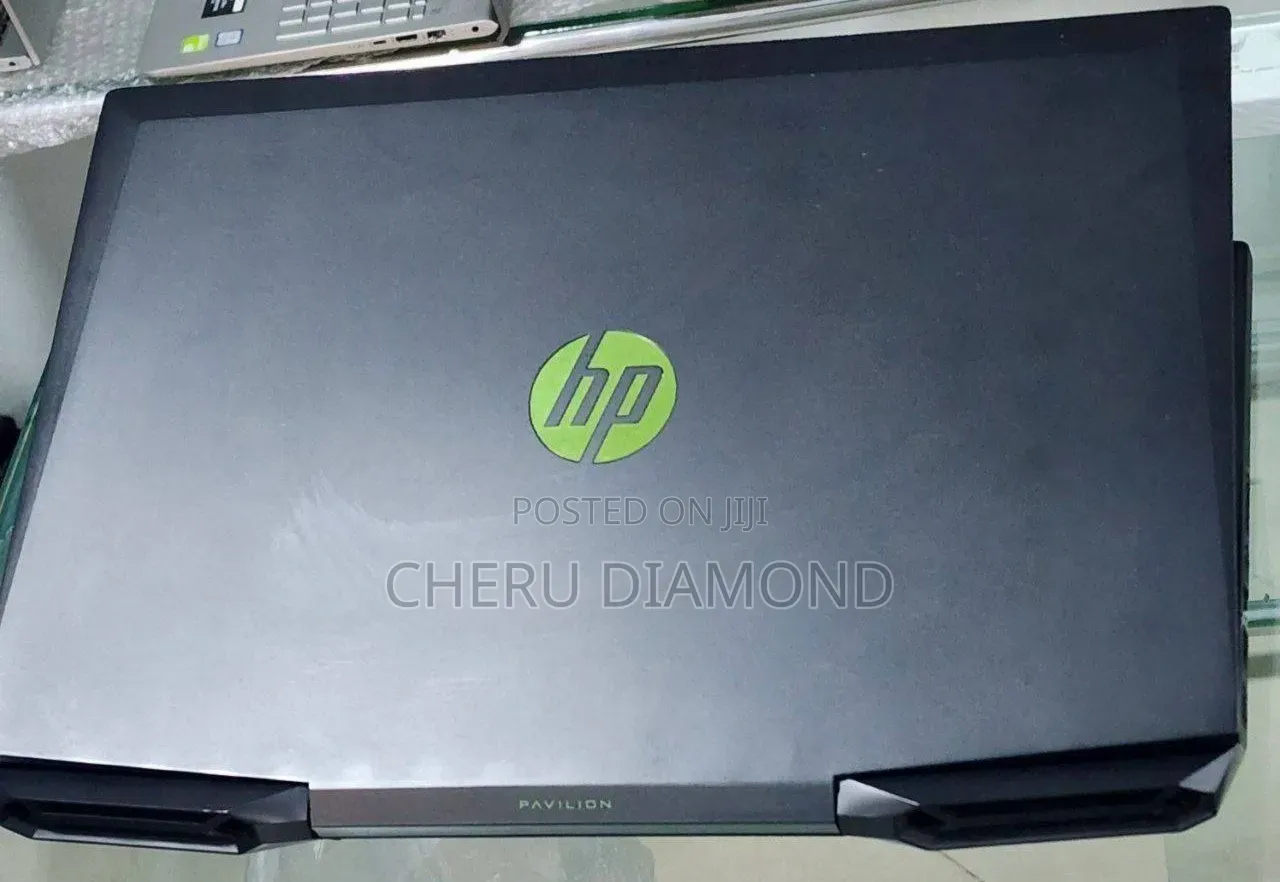 New Laptop HP 14-dq1088wm 8GB Intel Core i5 SSD 256GB