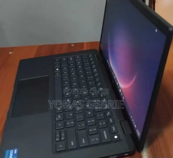 New Laptop Dell 16GB Intel Core i7 SSD 512GB