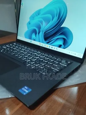 New Laptop Dell Latitude 7420 16GB Intel Core i7 SSD 512GB