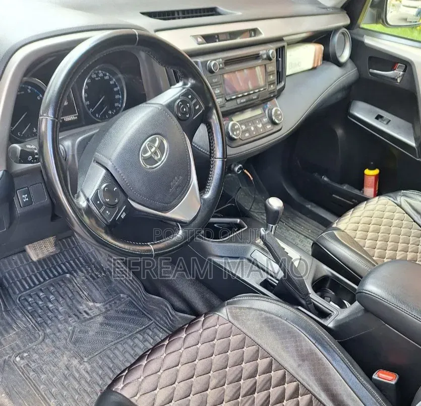 Toyota RAV4 2017 Gray