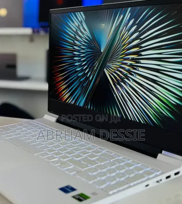 New Laptop HP 16GB Intel Core i7 SSD 512GB