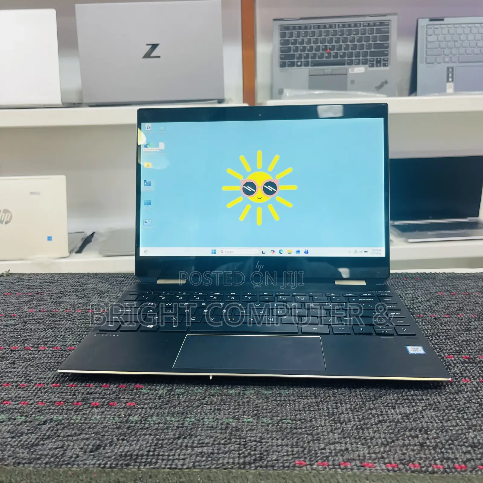 New Laptop HP Spectra 13 16GB Intel Core i7 SSD 512GB
