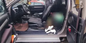 Toyota Hilux 2019 Silver