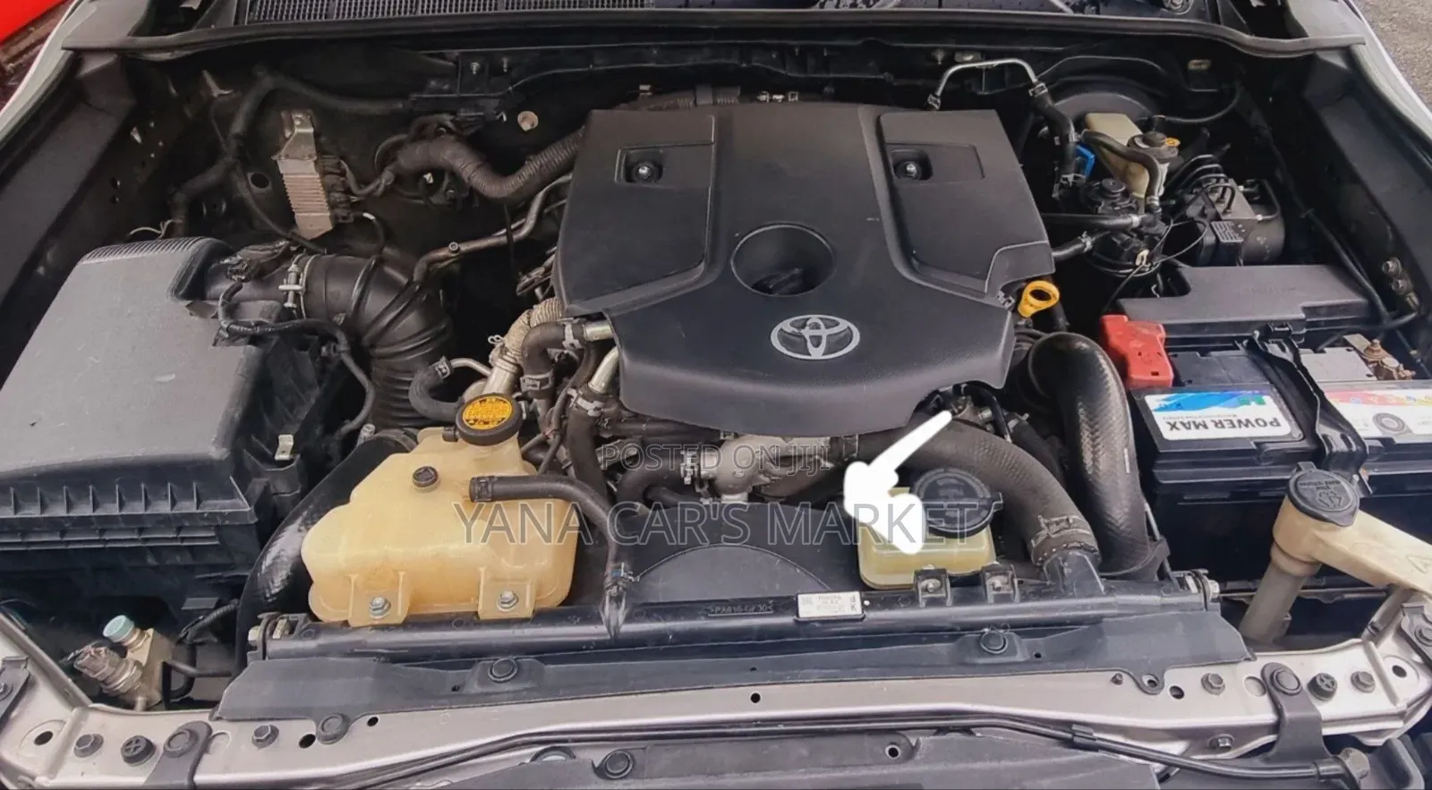 Toyota Hilux 2019 Silver