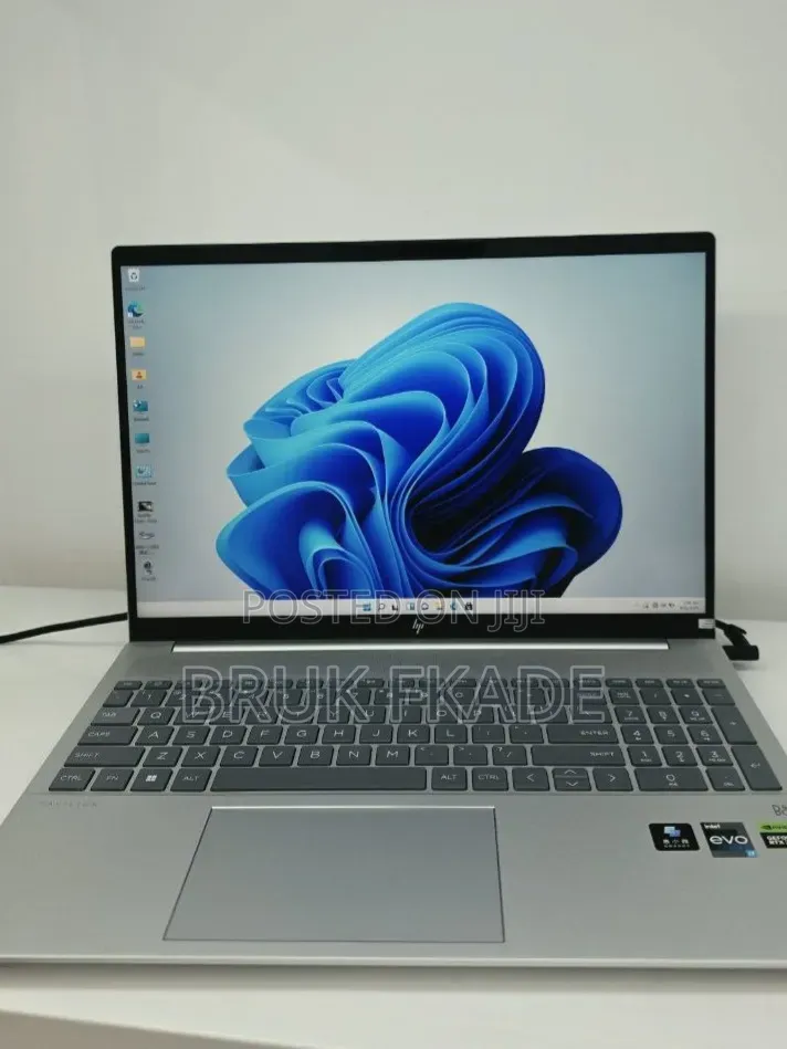 New Laptop HP Stream Notebook 16GB Intel Core i7 SSD 512GB