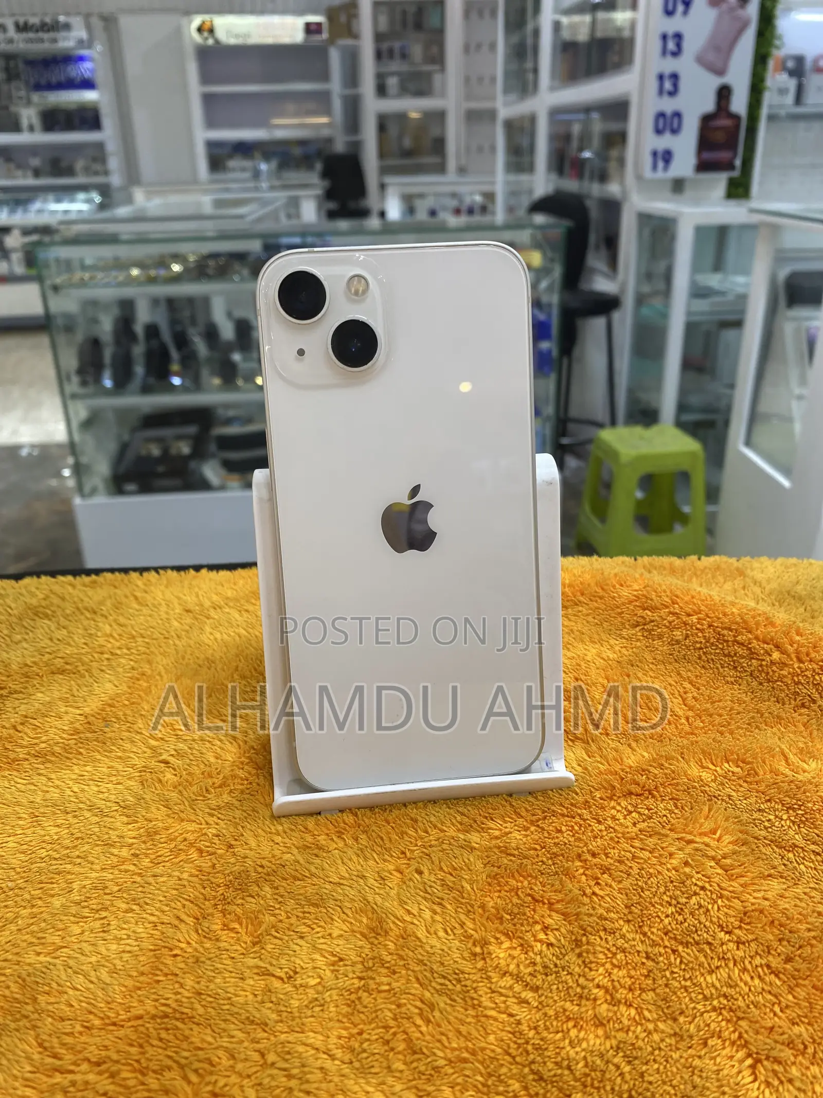 Apple iPhone 13 128 GB