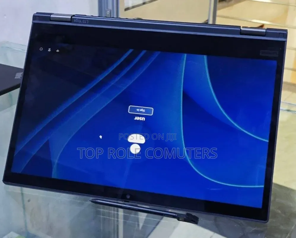 New Laptop Lenovo Yoga 330 16GB Intel Core i5 SSD 512GB