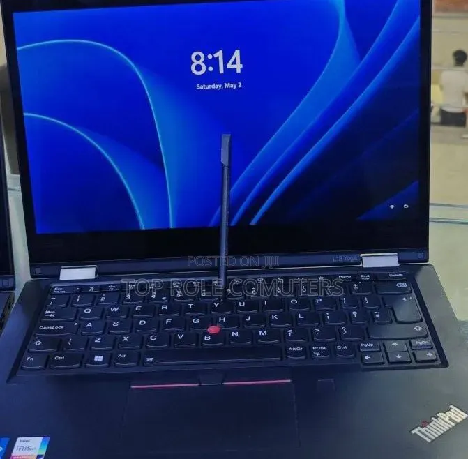 New Laptop Lenovo Yoga 330 16GB Intel Core i5 SSD 512GB