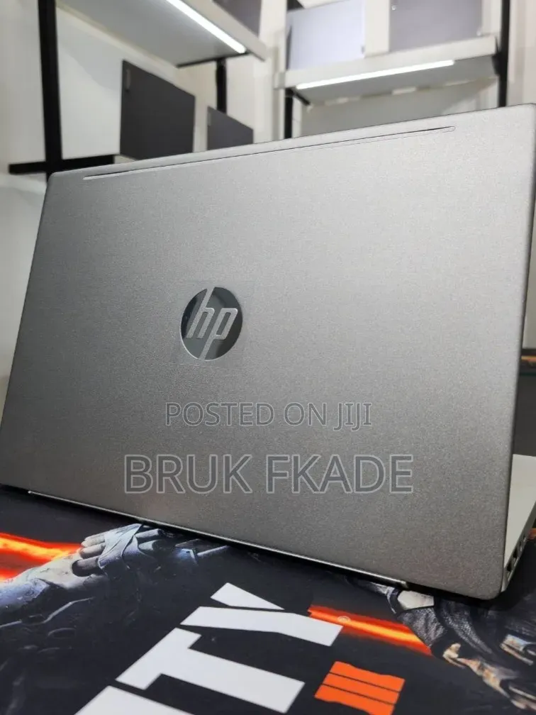 New Laptop HP Pavilion 14 16GB Intel Core i7 SSD 512GB