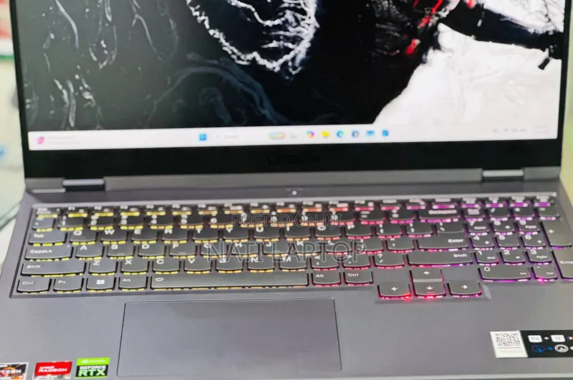 New Laptop Lenovo Legion 5 16GB AMD Ryzen 7 SSD 512GB