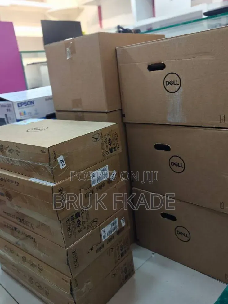 New Laptop Dell Precision 5570 8GB Intel Core i5 SSD 512GB