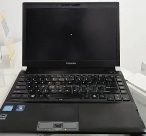New Laptop Toshiba Portege R830 4GB Intel Core i5 HDD 256GB