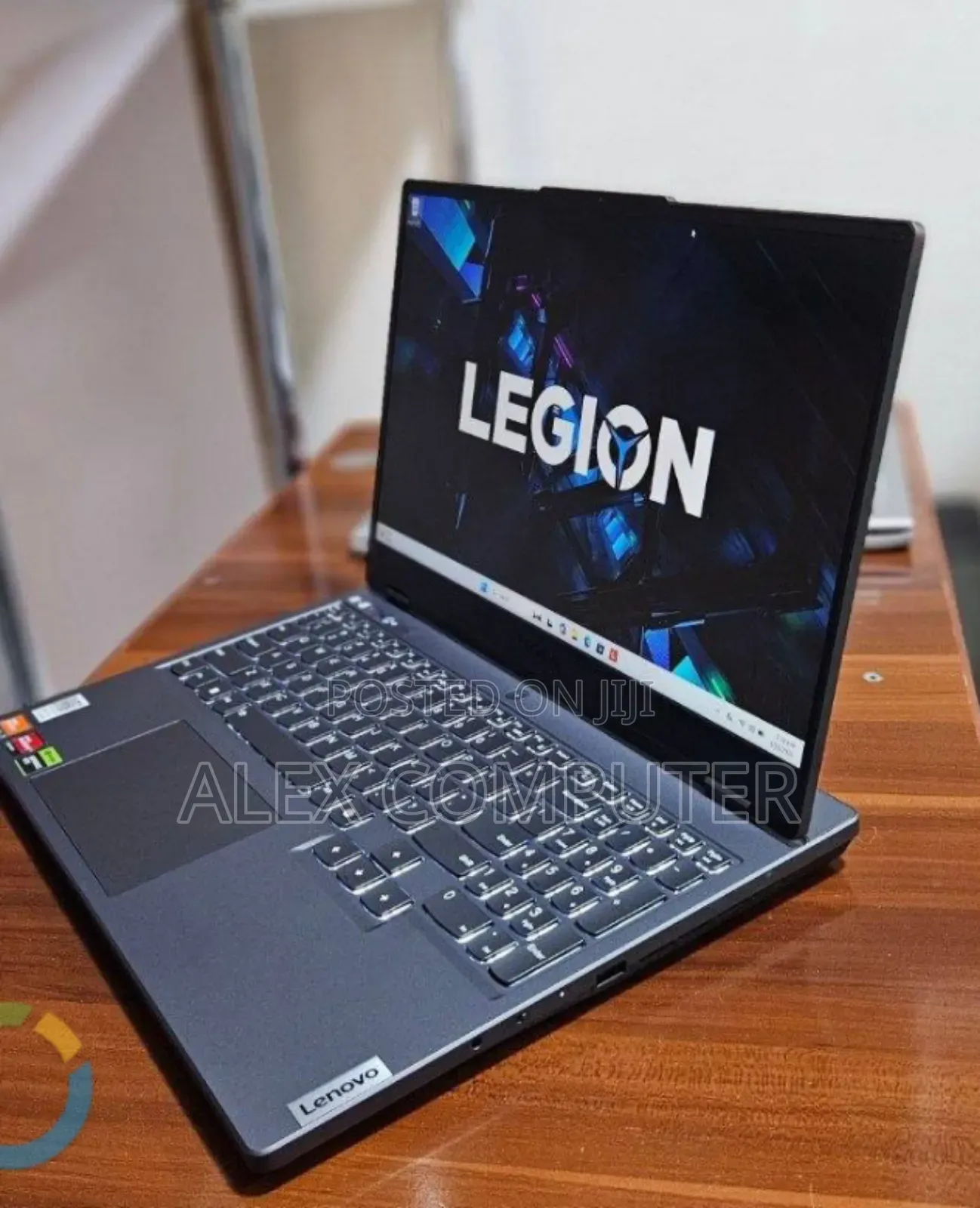 New Laptop Lenovo 16GB AMD Ryzen 7 SSD 512GB
