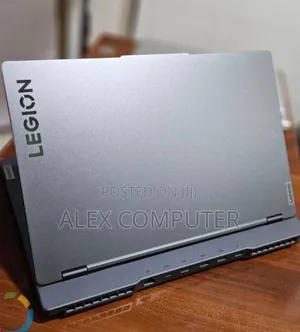 New Laptop Lenovo 16GB AMD Ryzen 7 SSD 512GB