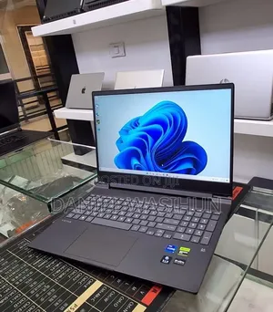 New Laptop HP Victus 15 16GB Intel Core i7 SSD 1T