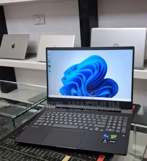 New Laptop HP Victus 15 16GB Intel Core i7 SSD 1T