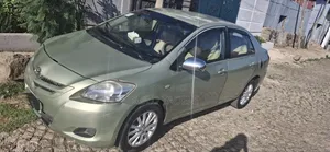 Toyota Yaris 1.3 2006 Gold