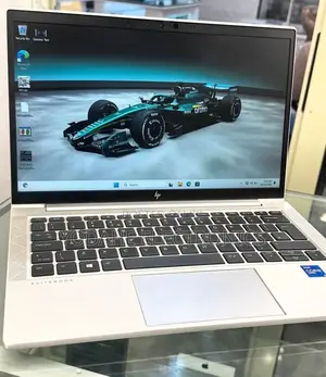 New Laptop HP EliteBook 830 G8 16GB Intel Core i5 SSD 512GB
