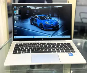 New Laptop HP EliteBook 830 G8 16GB Intel Core i5 SSD 512GB