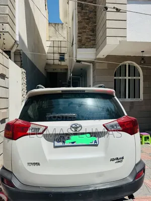 Toyota RAV4 2015 White