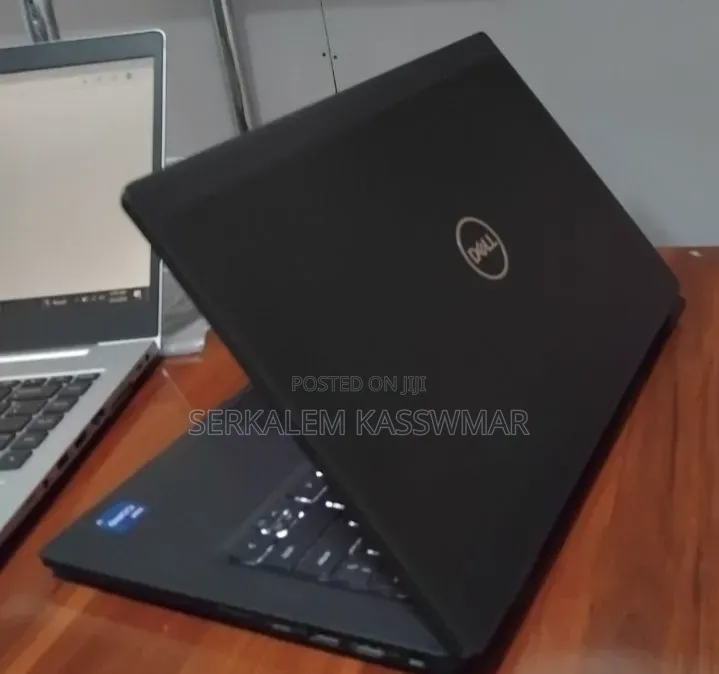 New Laptop Dell Latitude 7420 16GB Intel Core i7 SSD 512GB