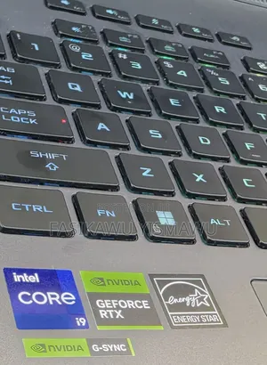 New Laptop Asus ROG Strix G15 16GB Intel Core i9 SSD 1T