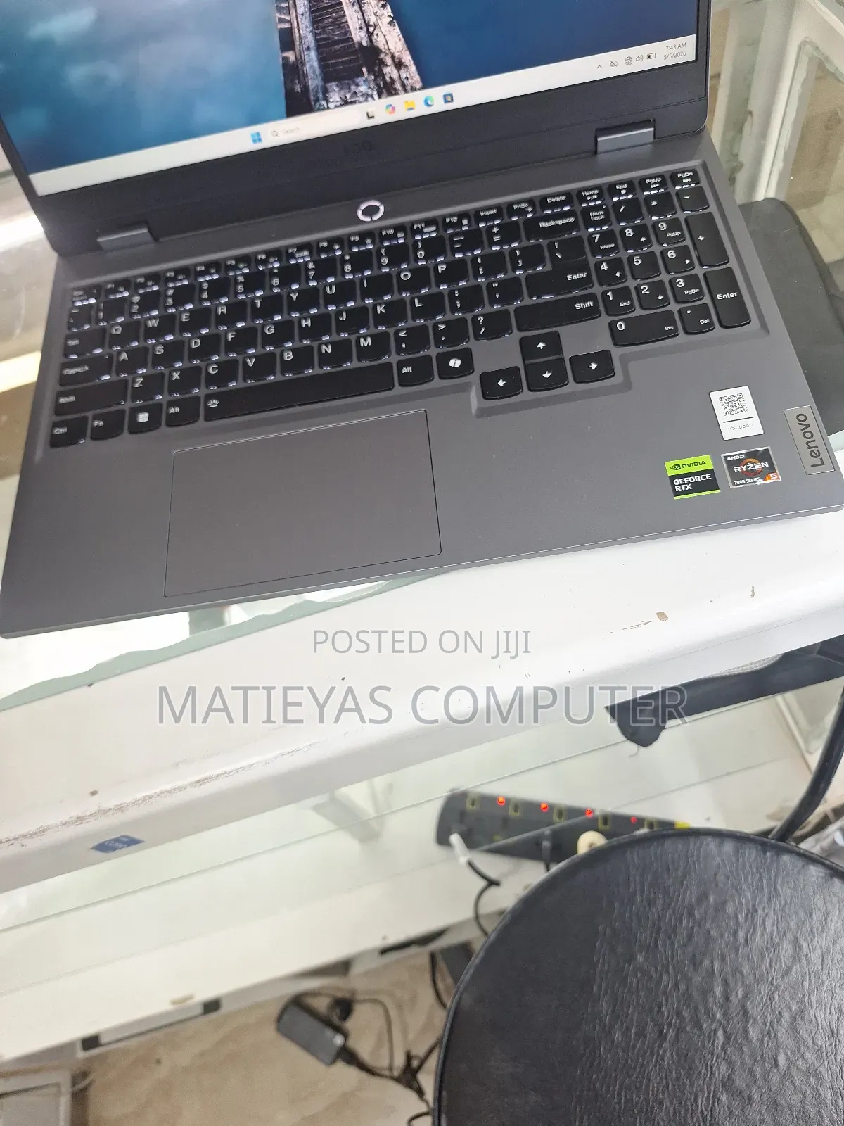 New Laptop Lenovo LOQ 15ARP9 16GB AMD Ryzen 5 SSD 512GB