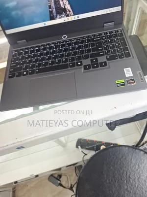 New Laptop Lenovo LOQ 15ARP9 16GB AMD Ryzen 5 SSD 512GB
