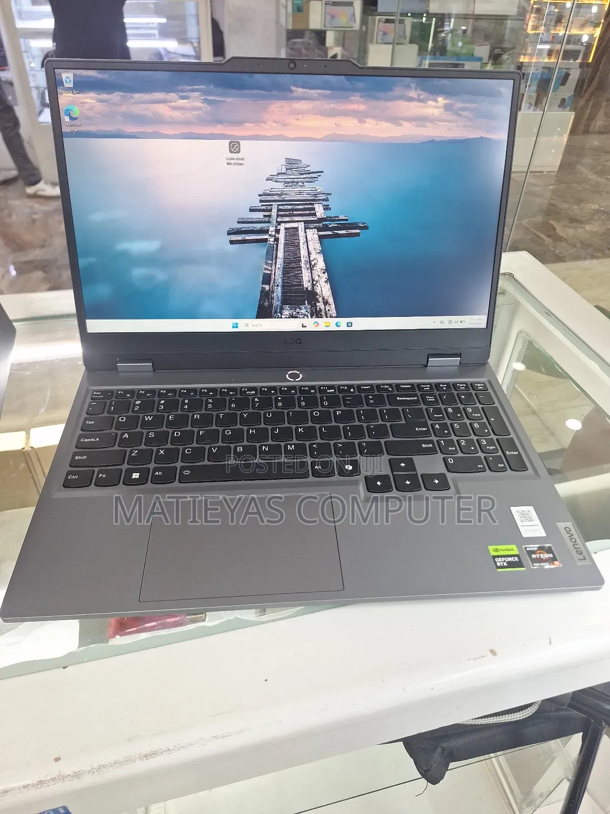 New Laptop Lenovo LOQ 15ARP9 16GB AMD Ryzen 5 SSD 512GB