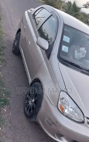 Toyota Platz 2005