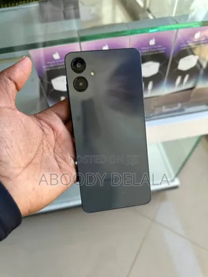 New Samsung Galaxy A06 64 GB Black