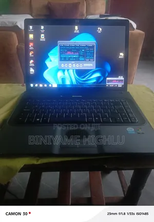 Laptop HP 655 2GB Intel Celeron HDD 140GB