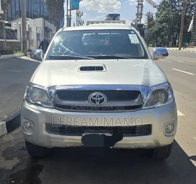 Toyota Hilux 2010