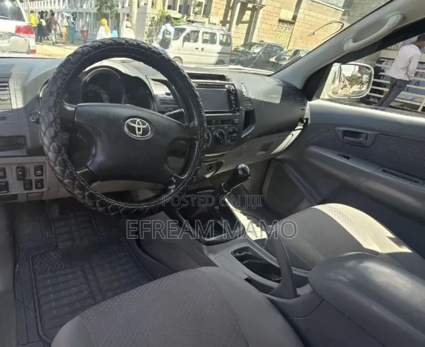 Toyota Hilux 2010