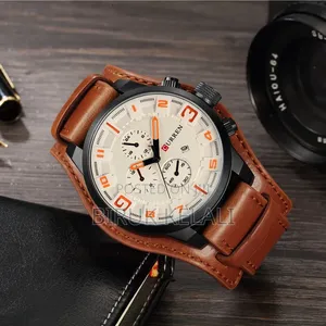 Curren 8225 Men's Wristwatch Featuring a Brown Leather Strap and White