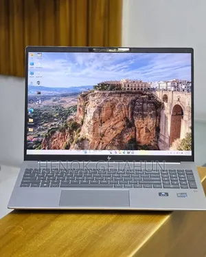 New Laptop HP Pavilion 15 16GB Intel Core i7 SSD 1T