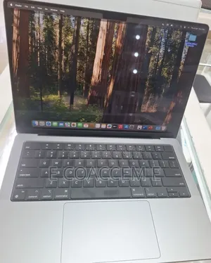New Laptop Apple MacBook 16GB SSD 512GB