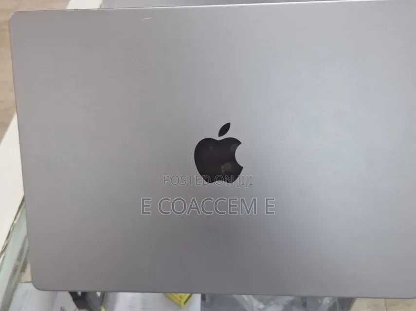 New Laptop Apple MacBook 16GB SSD 512GB