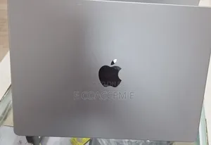 New Laptop Apple MacBook 16GB SSD 512GB