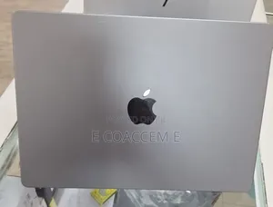 New Laptop Apple MacBook 16GB SSD 512GB