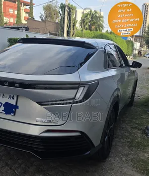 Honda e:NS2 68.8 kWh FWD 2025 Silver