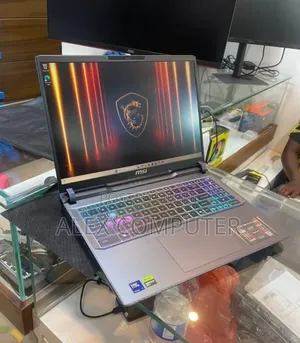 New Laptop MSI 16GB Intel Core Ultra 7 SSD 1T