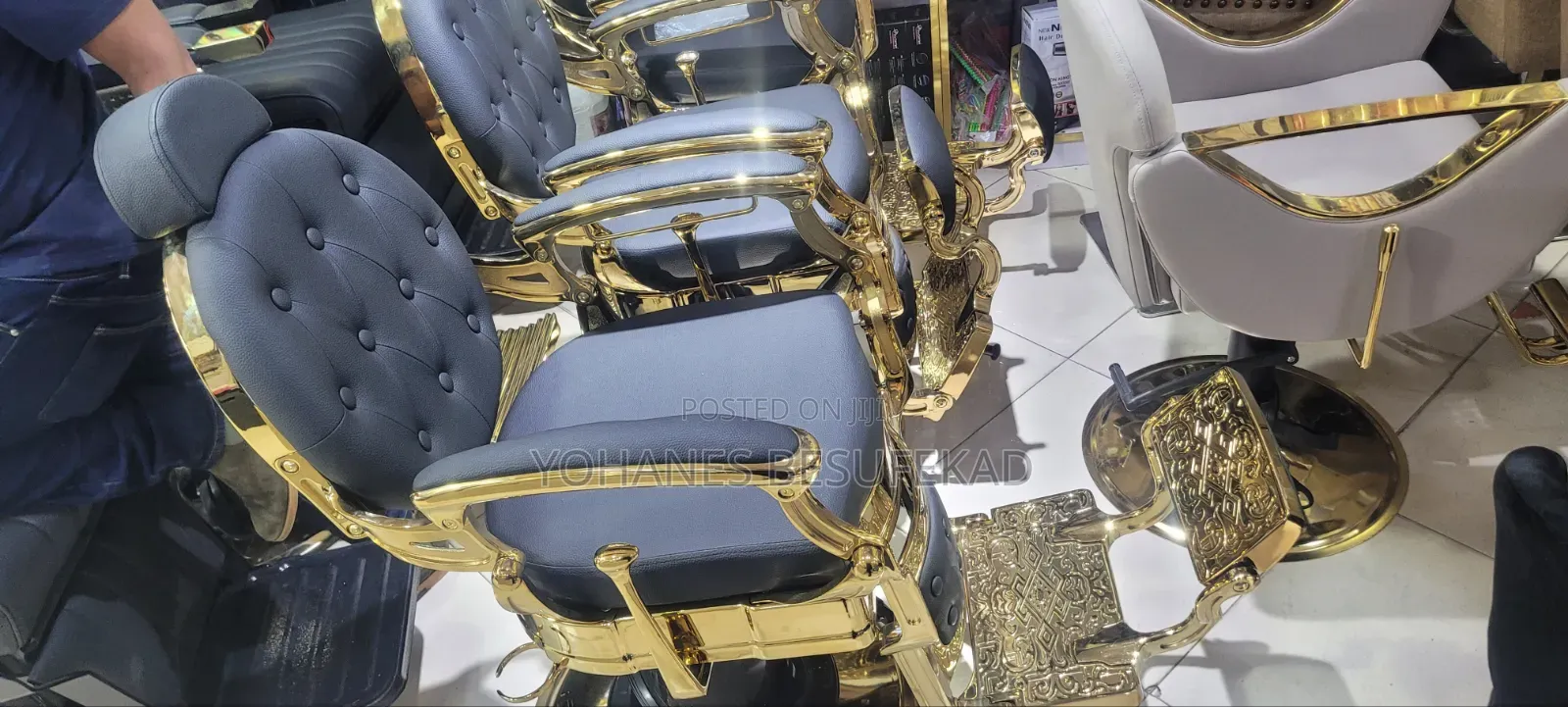 Barber Chair for Men የፀጉር ቤት ወንበር