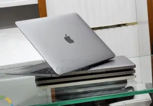 New Laptop Apple MacBook Air 2020 M1 8GB Apple M1 SSD 256GB