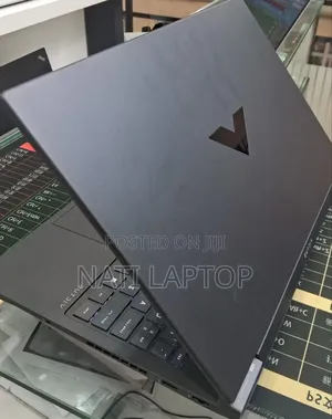 New Laptop HP Victus 15 16GB Intel Core i7 SSD 1T