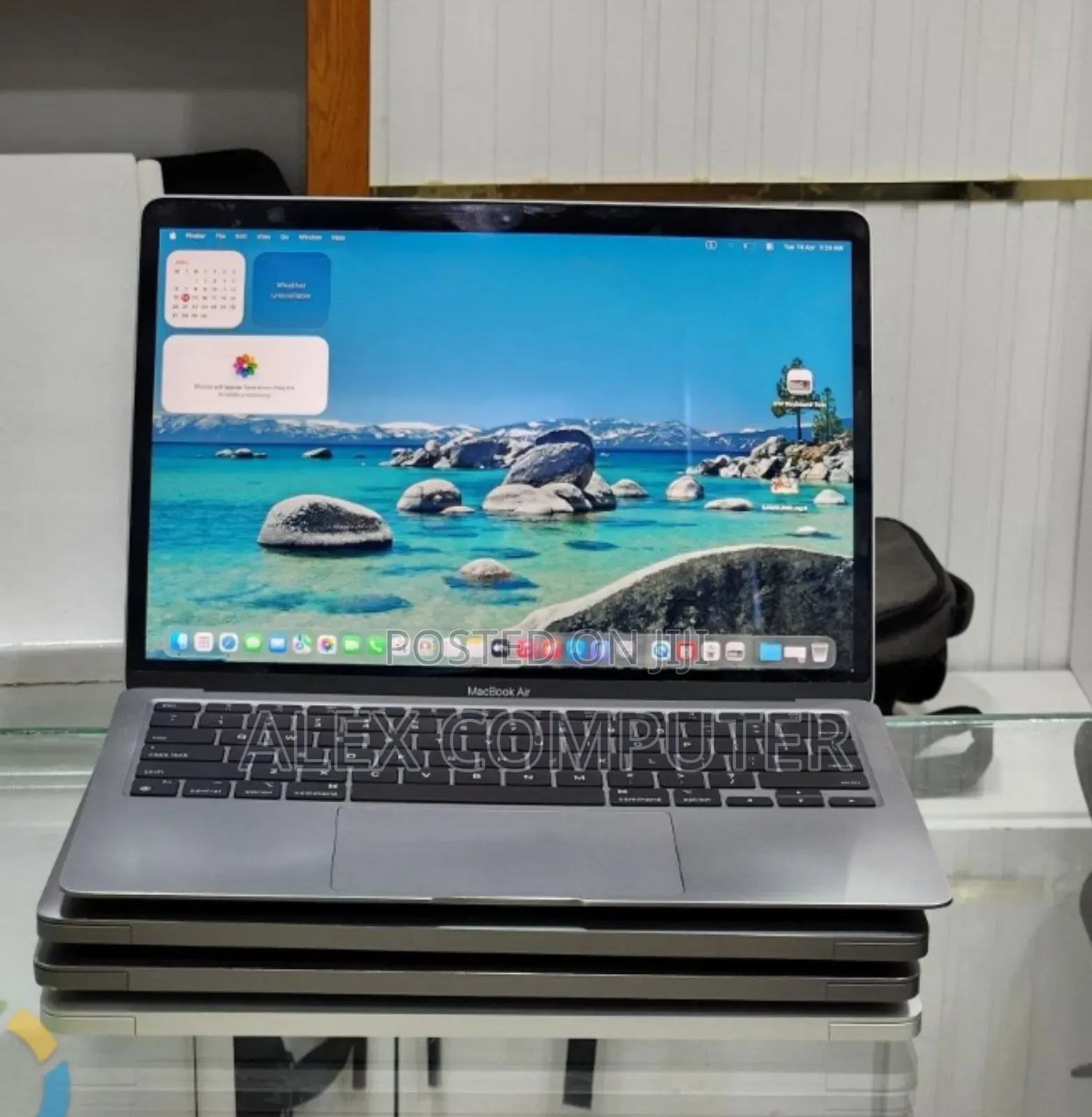 New Laptop Apple MacBook Air 2020 M1 8GB Apple M1 SSD 256GB