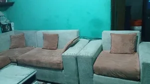 ሶፋ ከነ ማርብል ቴብል