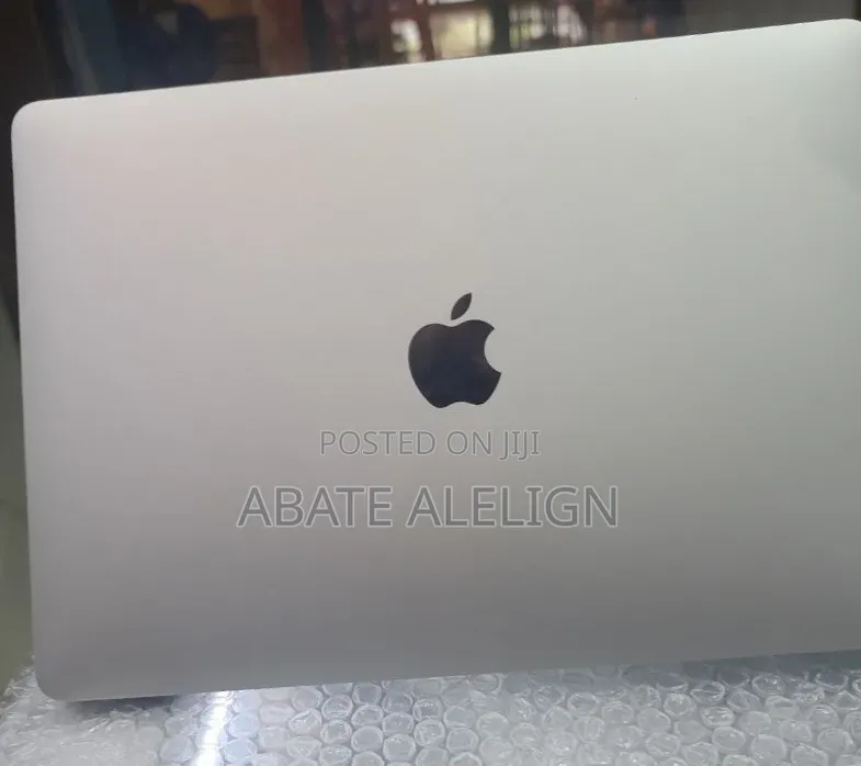 New Laptop Apple MacBook Air 2018 8GB Intel Core i5 SSD 128GB